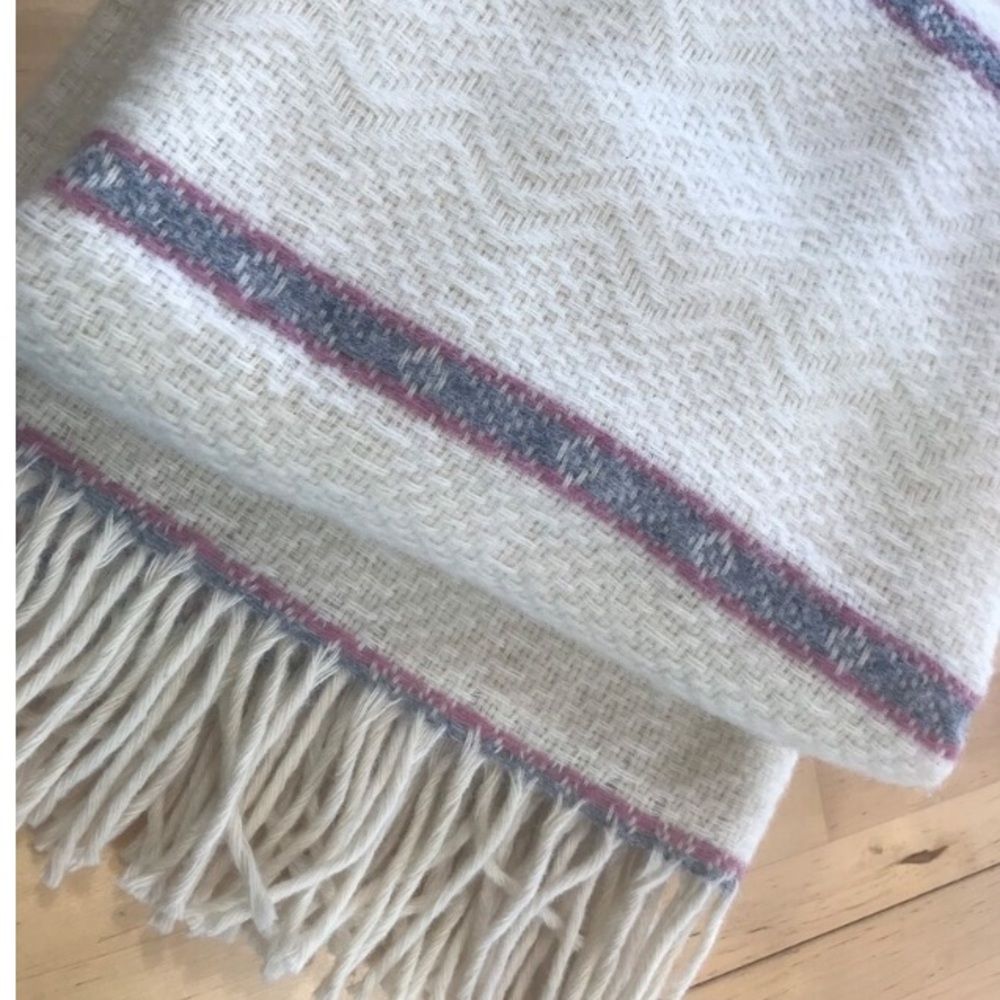Vintage Pure Wool Fairbault Woolen Mills Co. Throw Blanket
